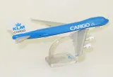 model-samolotu-boeing-b747-400-klm-cargo-1-250-stan-nowy