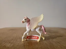 schleich-bayala-pegaz-wschodzacego-slonca-zrebie-figurka-model-z-2016-r