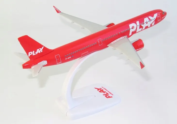model-samolotu-airbus-a321neo-play-1-200-stan-nowy