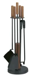 zestaw-kominkowy-ze-stali-czarny-drewniane-elem