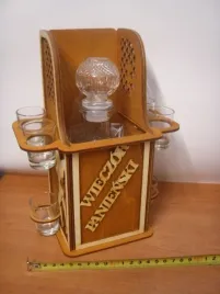 konfesjonal-karafka-6-kieliszkow-wieczor-panienski-kawalerski-1657