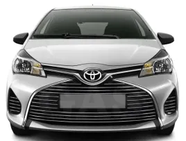 toyota-yaris-iii-listwy-chrom-atrapa-grill-tuning