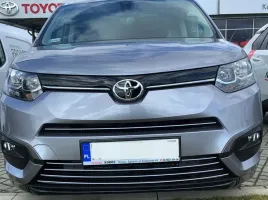 toyota-proace-city-listwy-chrom-na-grill-atrape