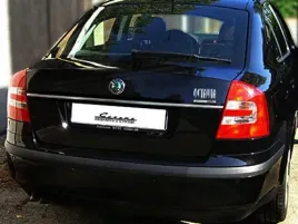 skoda-octavia-ii-04-09-listwa-chrom-na-klape-nad