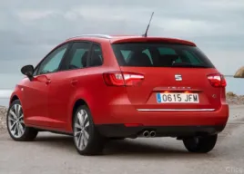 seat-ibiza-4-kombi-listwa-chromowana-spojler-klape