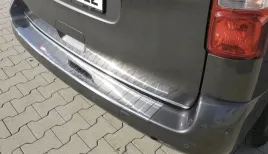 opel-vivaro-c-19-listwa-chrom-chromowana-klapa
