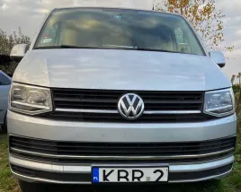 vw-transporter-t6-listwy-na-zderzak-chrom-atrapa