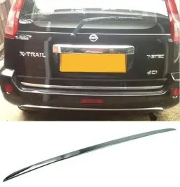 nissan-x-trail-t-30-t30-listwa-chrom-na-klape