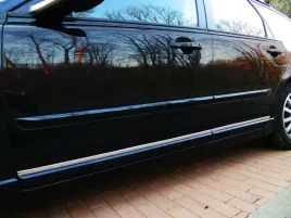 volvo-v50-listwy-chrom-boczne-na-drzwi-ochronne