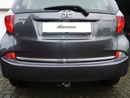 toyota-verso-s-listwa-chrom-chromowana-na-klape