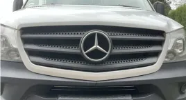 mercedes-benz-sprinter-w906-listwy-chrom-grill-2