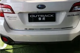subaru-outback-2019-listwa-chrom-klapa-bagaznik
