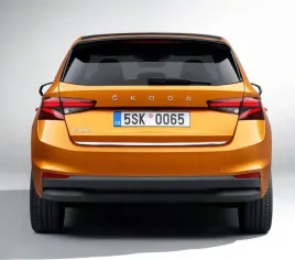 skoda-fabia-iv-hb-listwa-chrom-na-klape