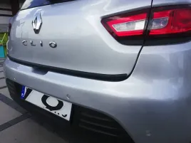 renault-clio-iv-hb-listwa-czarna-na-klape-tuning