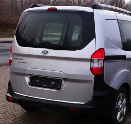 ford-transit-courier-2014-listwa-chrom-na-klape