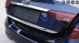 alfa-romeo-giulia-listwa-chrom-na-klape-tuning