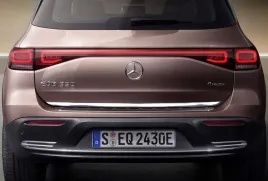 mercedes-eqb-2021-listwa-chrom-na-klape