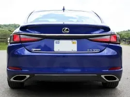 lexus-es-listwa-chrom-na-klape-bagaznika