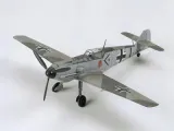 samolot-messerschmitt-bf109-e-3-model-60750-tamiya