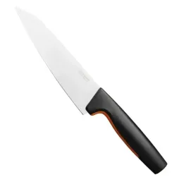 noz-szefa-kuchni-sredni-ff-1057535-fiskars