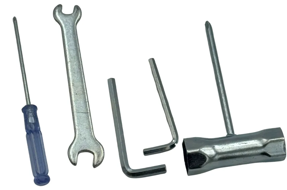 swider-spalinowy-wiertnica-otwornica