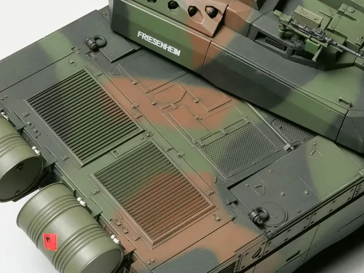czolg-leclerc-series-2-model-35362-tamiya-stan-zlozenia-do-zlozenia