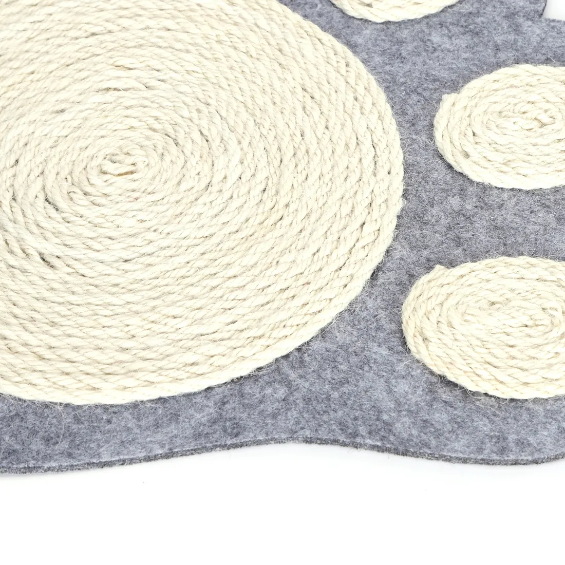 drapak-niski-maty-do-drapania-do-60-cm