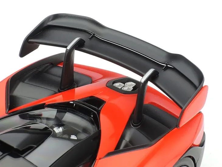 mclaren-senna-model-24355-tamiya-stan-zlozenia-do-zlozenia-stan-nowy