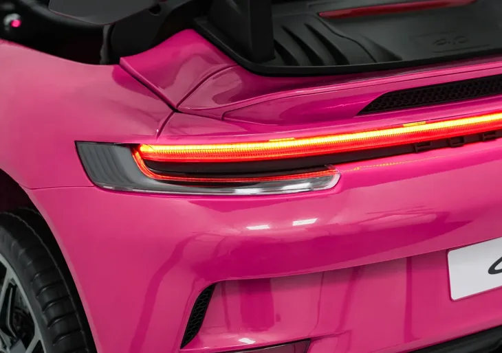 auto-porsche-911-gt3-strong-rozowy-na-akumulator-dla-dzieci-gratisy-stan-nowy-marka-porsche