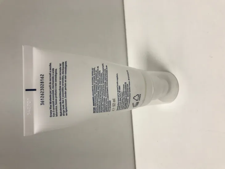 17858392891-marka-cerave