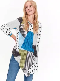 wielokolorowa-bluzka-damska-z-wzorami-top-secret-xs