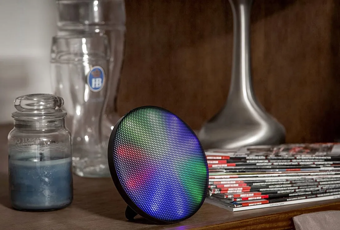 ion-helios-glosnik-bezprzewodowy-bluetooth-led