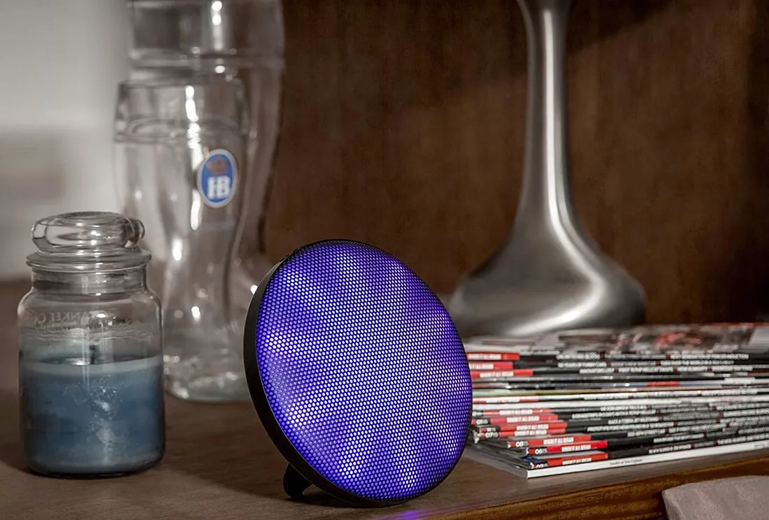 ion-helios-glosnik-bezprzewodowy-bluetooth-led