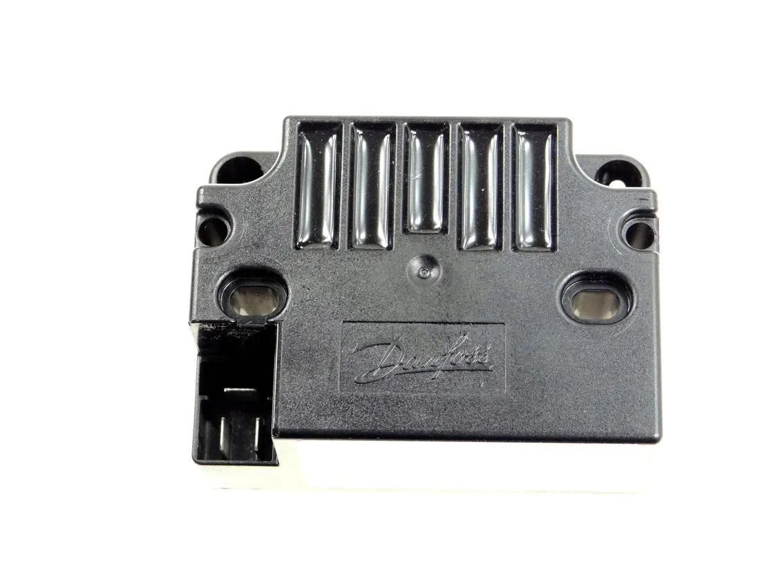 transformator-zaplonowy-danfoss-ebi4-1p-052f4044-stan-nowy