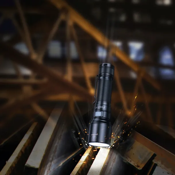 latarka-led-fenix-c7-stan-nowy-kod-produktu-c7-black