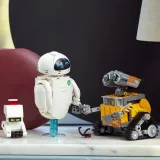 klocki-disney-pixar-43279-wall-e-i-ewa-wnd-d5