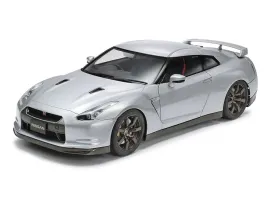 nissan-gt-r-model-24300-tamiya