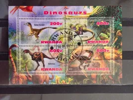znaczki-zwierzeta-wymarle-dinozaury-rwanda-kasowany-x2
