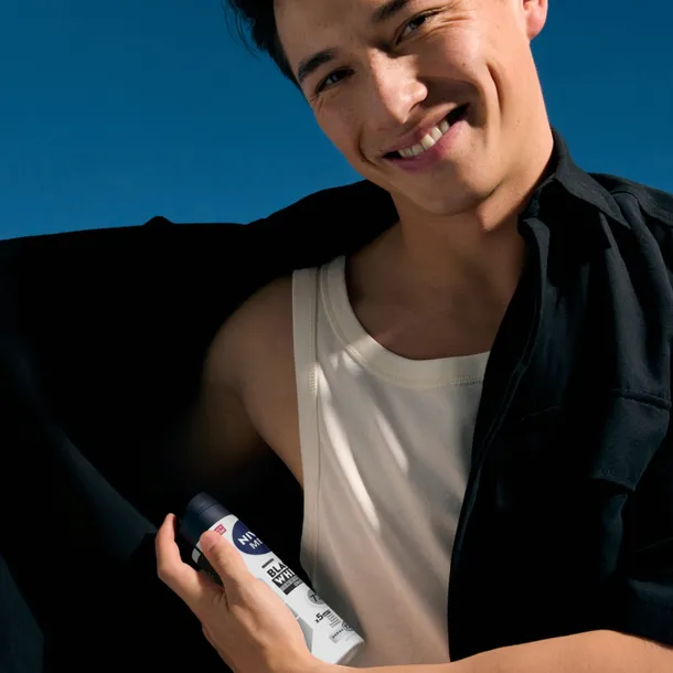 nivea-men-deo-black-white-invisible-original-spray-waga-130-g