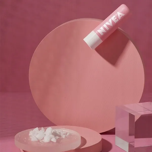nivea-pielegnujacy-peeling-do-ust-dzika-roza-wit-e-waga-z-opakowaniem-0-1-kg