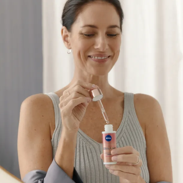 nivea-cellular-expert-3-zone-lift-serum-30-ml-dzialanie-przeciw-przebarwieniom