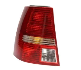 volkswagen-golf-iv-bora-kombi-lampa-tylna-lewa