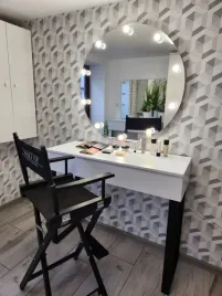 toaletka-ami-100-okragle-czarne-nogi-do-makijazu-makeupu-wizazu