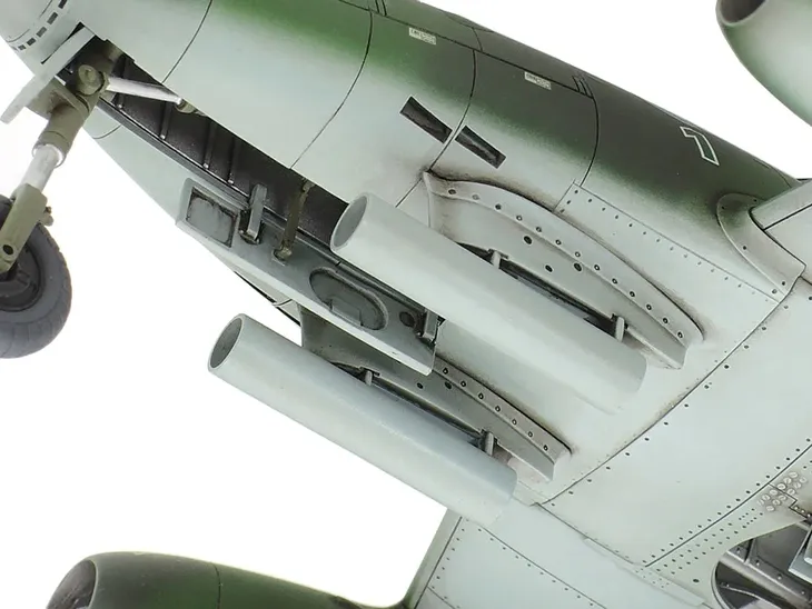 samolot-messerschmitt-me-262-a-1a-model-61087-tamiya-marka-tamiya-stan-zlozenia-do-zlozenia
