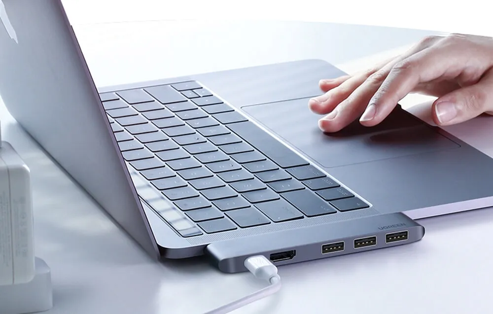 adapter-hub-ugreen-cm251-2xusb-c-do-3x-usb-3-0-hdmi