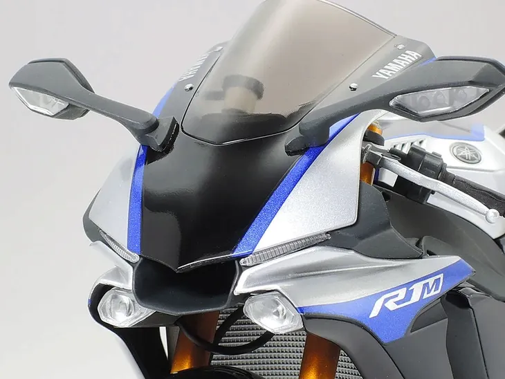 yamaha-yzf-r1m-model-14133-tamiya-produkt-wprowadzony-do-obrotu-na-terenie-ue-przed-13-12-2024-tak-stan-zlozenia-do-zlozenia