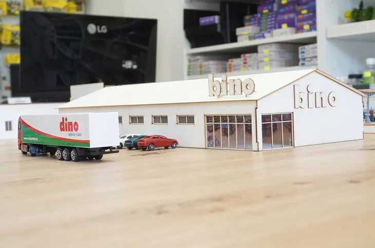 supermarket-dino-h0-1-87