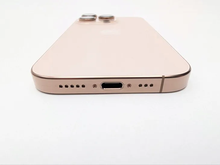 apple-iphone-16-pro-128gb-tytan-pustynny-typ-akumulatora-litowo-jonowy