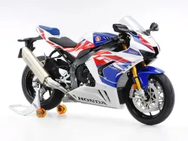 honda-cbr1000rr-r-fireblade-sp-model-14141-tamiya