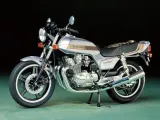 honda-cb750f-model-14006-tamiya